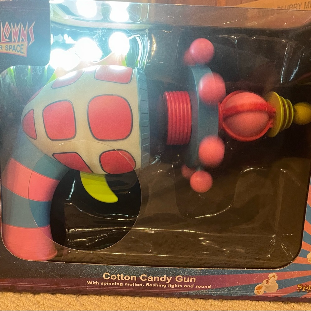 SPIRIT Killer Klowns from Outer Space COTTON CANDY GUN Spinning Flash Lights